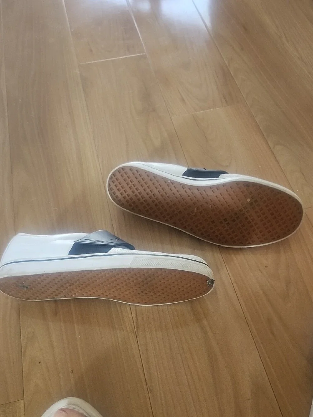 Puma White Slip-On Sneakers with Black Strap